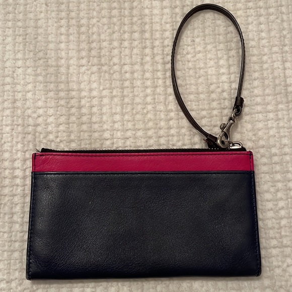 Pink and navy blue coach wristlet - Picture 3 of 4